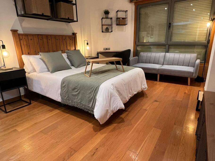 Central Suites Poli Sanz Vigo Exterior foto